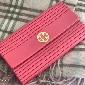 Gorgeous Tory Burch Clutch
